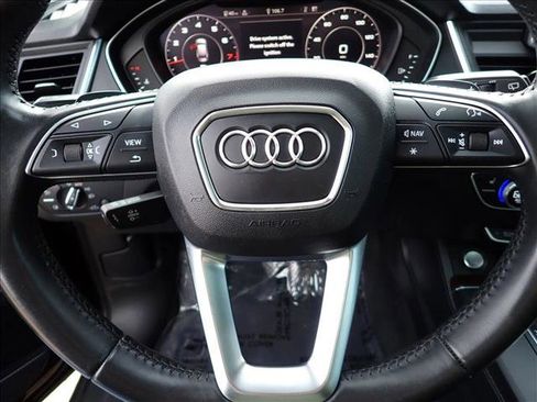 Used 2018 Audi Q5 2.0T Premium Plus w/ Premium Plus Package AWD/4WD image 17