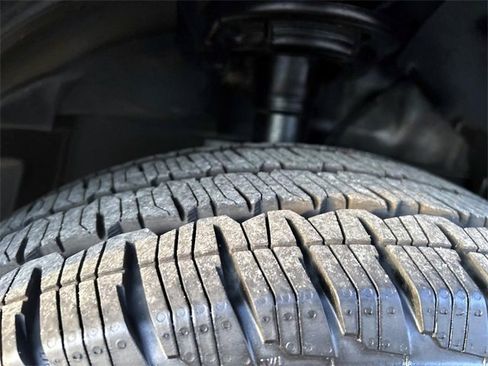 Used 2024 Ford Transit 250 148 High Roof Extended image 13