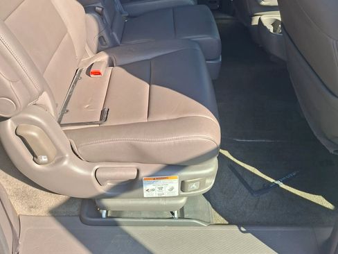 Used 2016 Honda Odyssey EX-L image 10