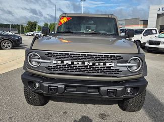 Used 2025 Ford Bronco Badlands w/ Sasquatch Package AWD/4WD video 2