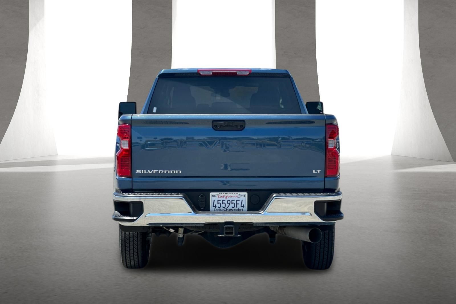 Used 2025 Chevrolet Silverado 2500 LT w/ Convenience Package AWD/4WD image 5