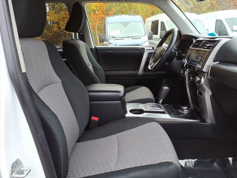 Used 2024 Toyota 4Runner SR5 image 7