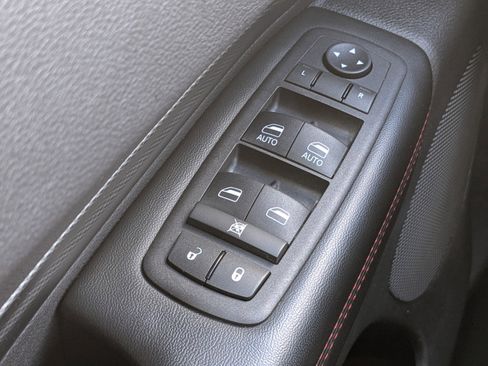 Used 2025 Dodge Durango GT image 31