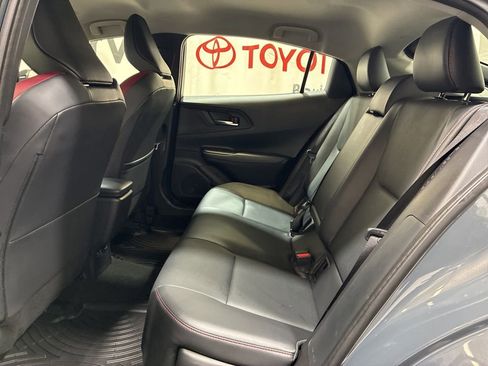Used 2025 Toyota Prius Plug-In Hybrid FWD image 20