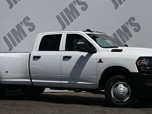 Used 2024 RAM 3500 Tradesman image 3