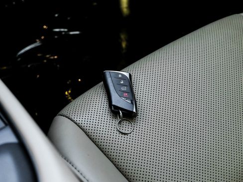 Used 2019 Lexus ES 350 image 62