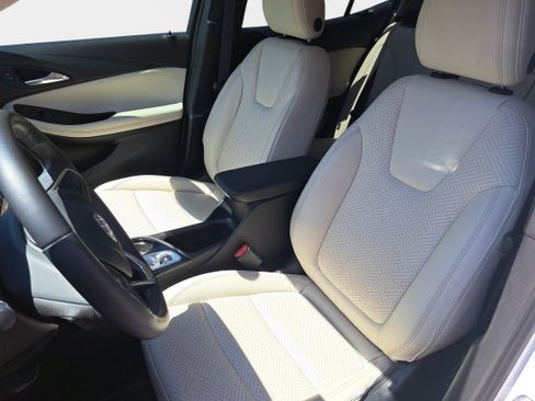 Used 2020 Buick Encore GX Essence w/ Sport Touring Package image 15