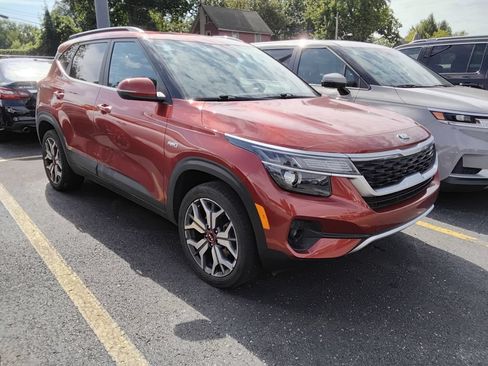 Used 2021 Kia Seltos S AWD/4WD image 11