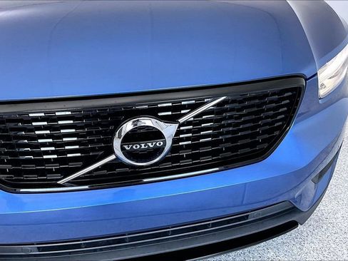 Used 2020 Volvo XC40 T5 R-Design AWD/4WD image 32