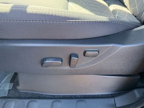 New 2026 Nissan Frontier SV w/ Tow Package image 6