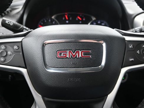 Used 2020 GMC Terrain SLE w/ Driver Convenience Package image 14