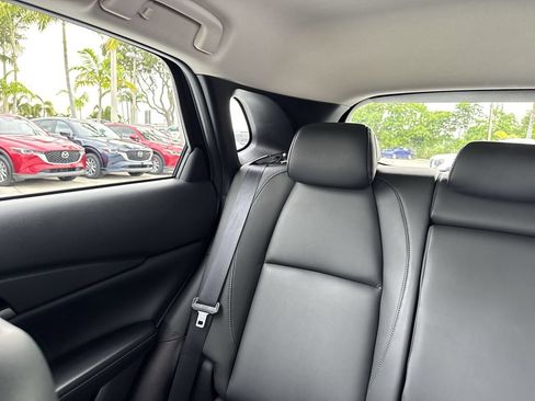 Used 2023 MAZDA CX-30 AWD 2.5 S w/ Select Package image 17