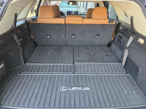 Used 2022 Lexus RX 350L Premium w/ Premium Package AWD/4WD image 13