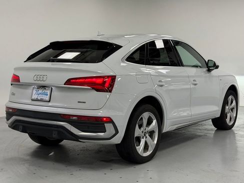Used 2021 Audi Q5 2.0T Premium Plus w/ Premium Plus Package image 4