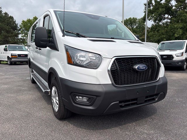 Used 2025 Ford Transit 250 Low Roof w/ Exterior Upgrade Package RWD image 15