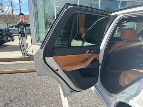 Used 2023 BMW X5 M50i w/ Executive Package image 13