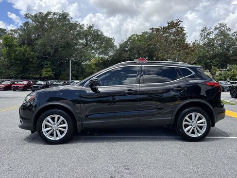 Used 2018 Nissan Rogue Sport SV w/ SV Technology Package AWD/4WD image 27