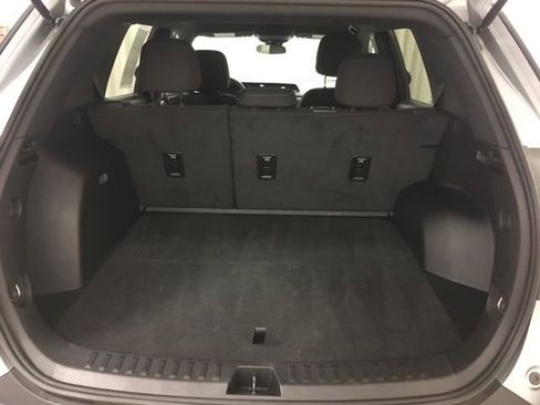 Used 2025 GMC Terrain Elevation image 14