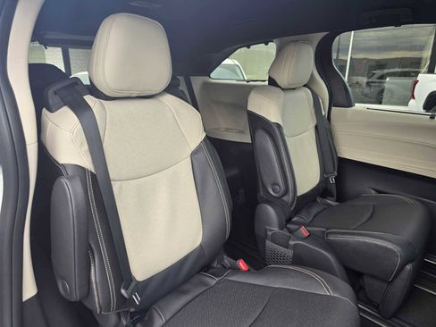 New 2026 Toyota Sienna Limited image 14