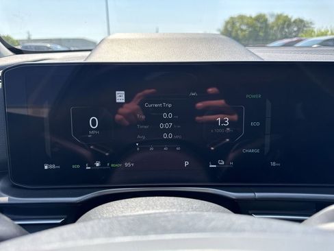 New 2026 Kia Sportage SX Prestige AWD/4WD image 15