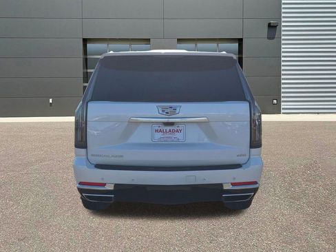 Certified 2025 Cadillac Escalade Premium Luxury Platinum AWD/4WD image 6