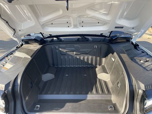 New 2026 GMC Hummer EV 4x4 Crew Cab image 64