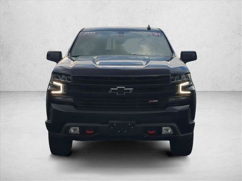Used 2021 Chevrolet Silverado 1500 LT Trail Boss w/ Convenience Package II AWD/4WD image 2
