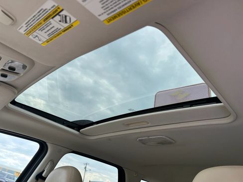 Used 2011 Ford Escape XLT w/ 203A Rapid Spec Order Code FWD image 22
