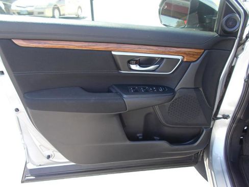 Used 2019 Honda CR-V EX image 11