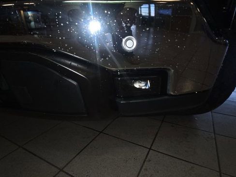 Used 2023 GMC Sierra 1500 SLT w/ SLT Premium Plus Package image 25