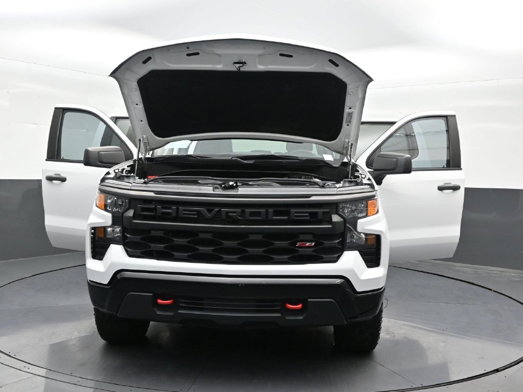 Used 2023 Chevrolet Silverado 1500 Custom Trail Boss w/ LPO, Dark Essentials Package AWD/4WD image 36