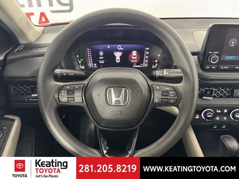 Used 2023 Honda Accord EX image 29