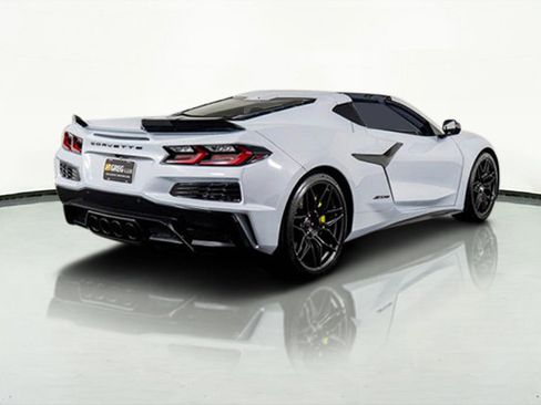 Used 2023 Chevrolet Corvette Z06 image 20