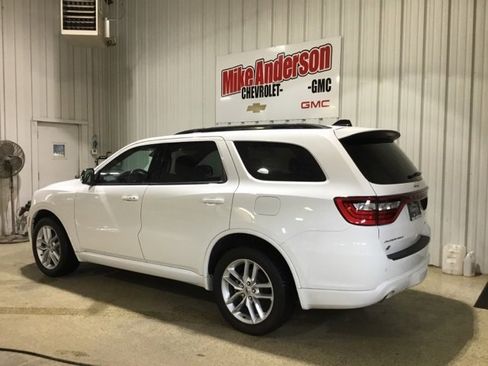 Used 2024 Dodge Durango GT image 3