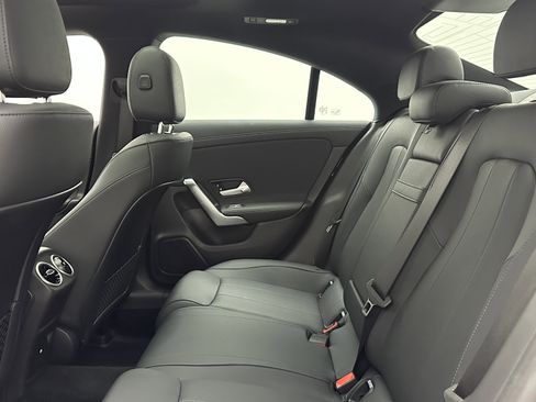 Used 2025 Mercedes-Benz CLA 250 4MATIC image 28