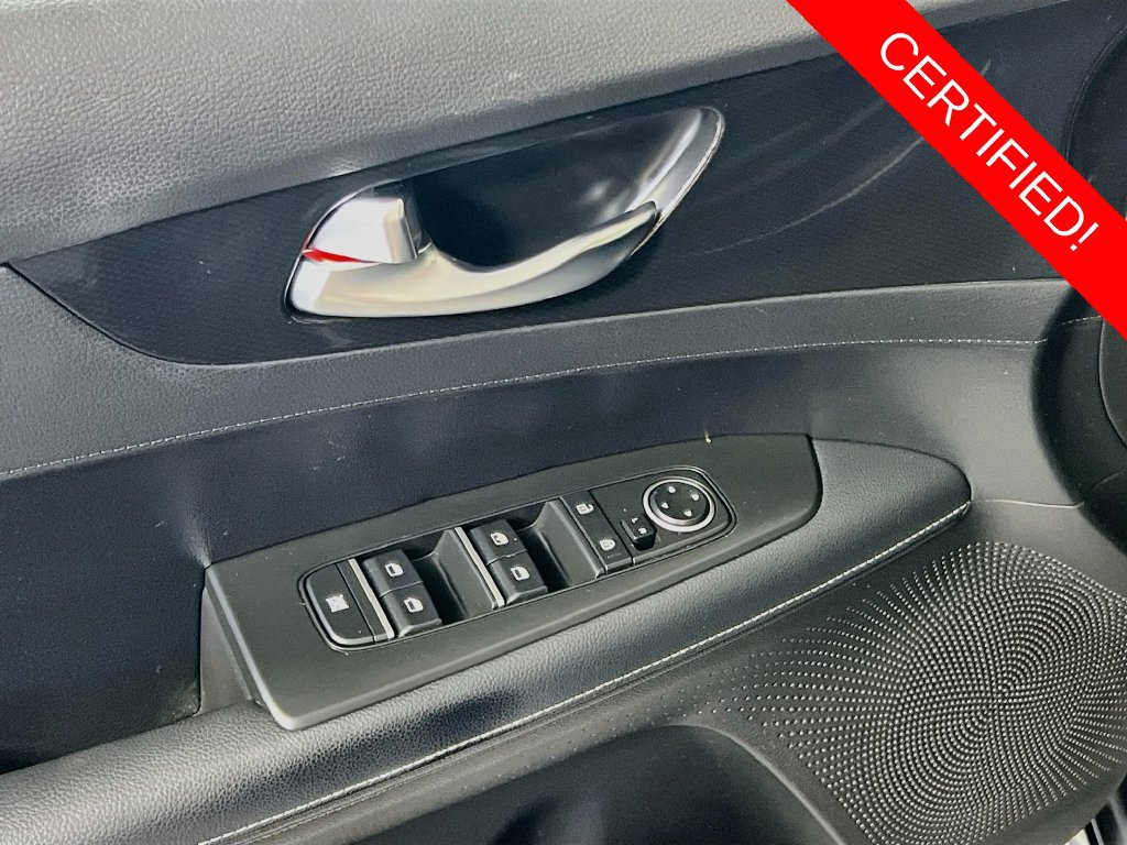 Certified 2023 Kia Forte GT-Line w/ GT-Line Technology Package FWD image 19