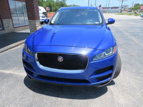 Used 2018 Jaguar F-PACE Premium AWD/4WD image 2