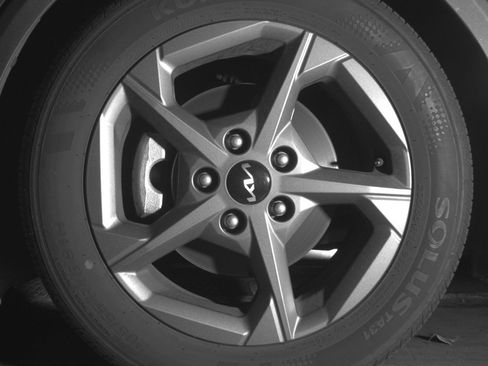 Used 2025 Kia K4 LXS image 12