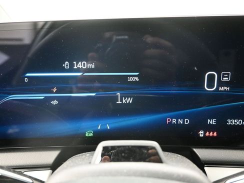 Used 2025 Cadillac Optiq Luxury 1 image 11