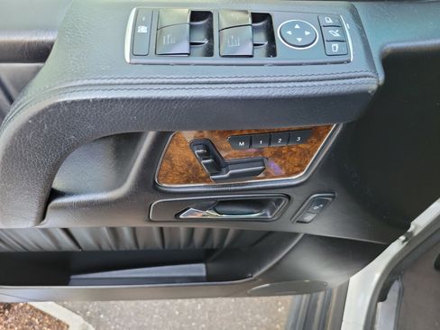 Used 2014 Mercedes-Benz G 550 image 24