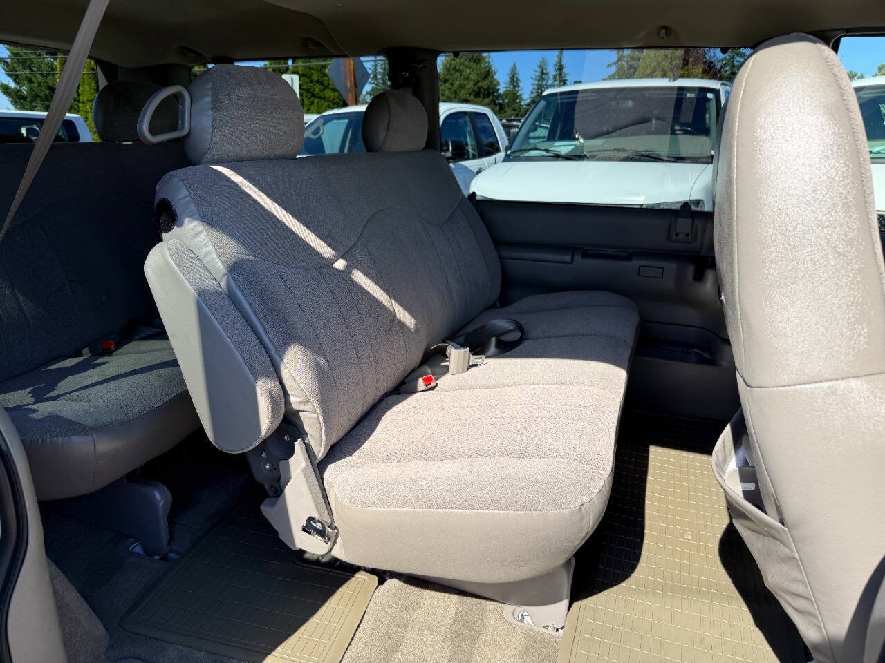 Used 2003 Chevrolet Astro LT AWD/4WD image 15