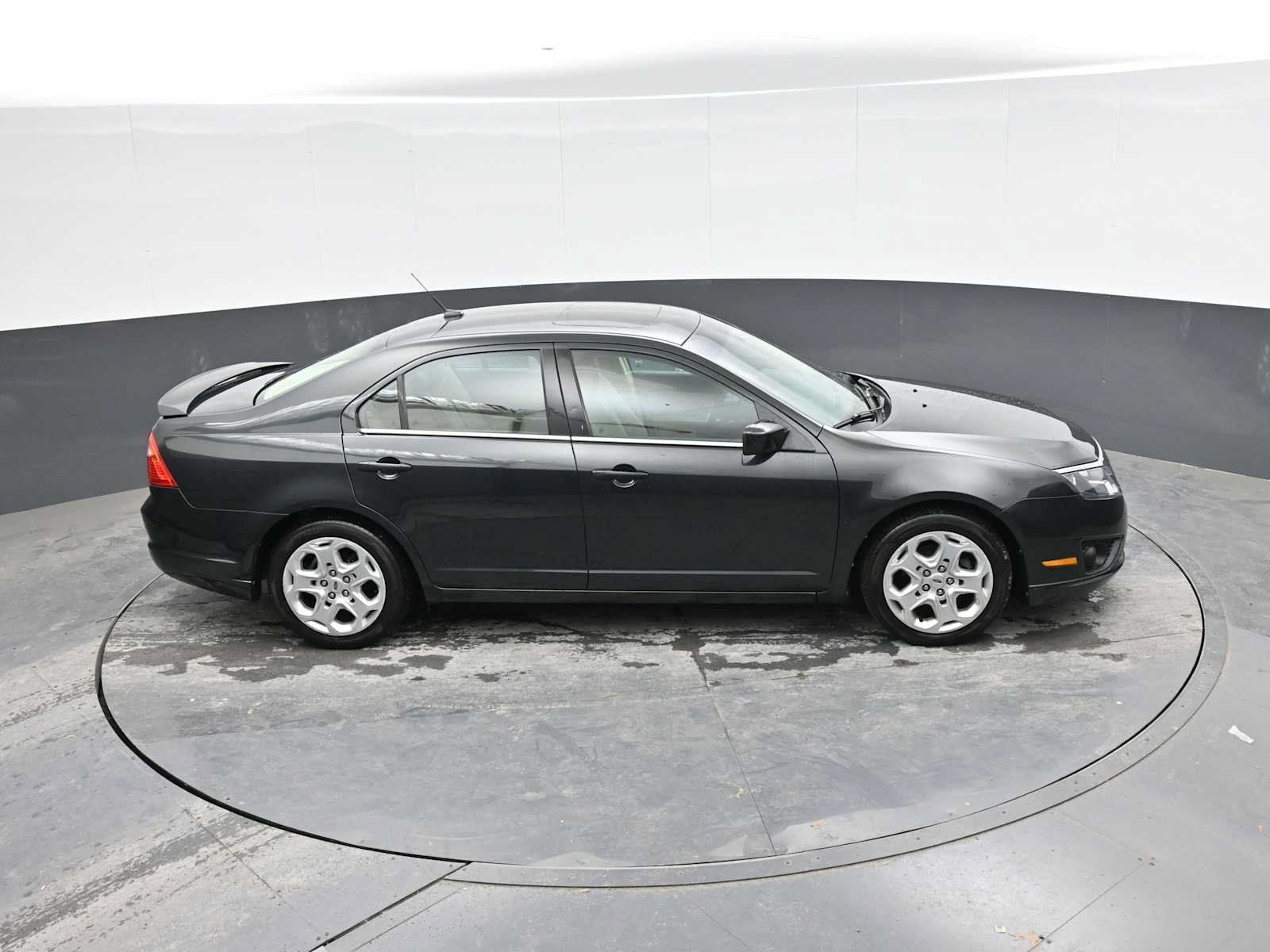 Used 2010 Ford Fusion SE FWD image 20