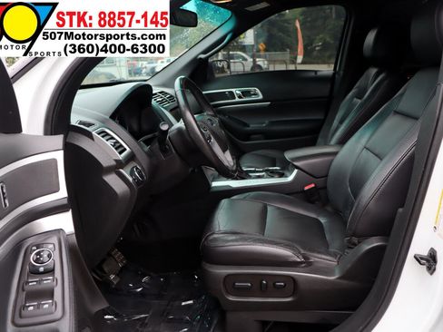 Used 2015 Ford Explorer XLT w/ Equipment Group 202B image 12