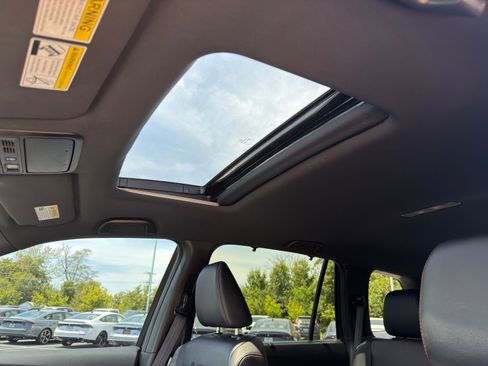 Used 2025 Honda Passport Black Edition image 17