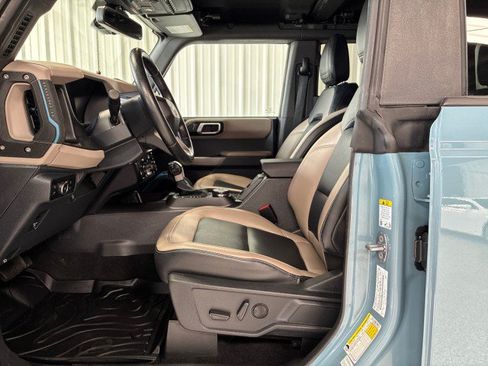 Used 2023 Ford Bronco Wildtrak AWD/4WD image 8