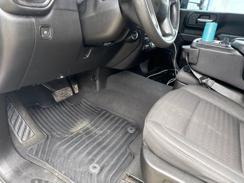 Used 2024 Chevrolet Silverado 2500 Custom w/ Custom Value Package AWD/4WD image 8