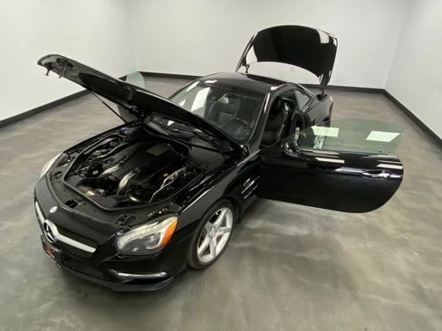 Used 2014 Mercedes-Benz SL 550 image 51