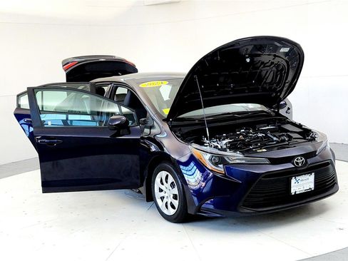 Certified 2024 Toyota Corolla LE image 9