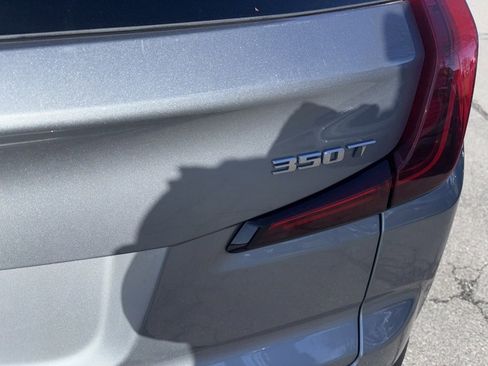 Used 2023 Cadillac XT4 Premium Luxury image 7