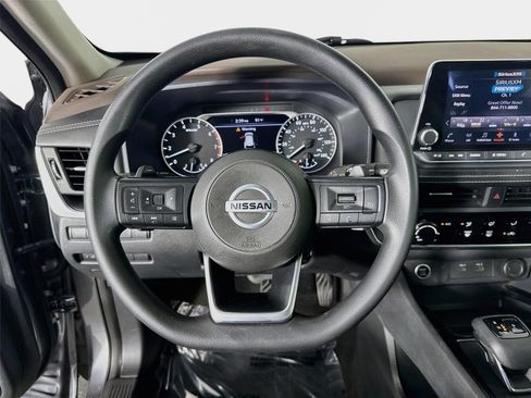 Certified 2021 Nissan Rogue S FWD image 13